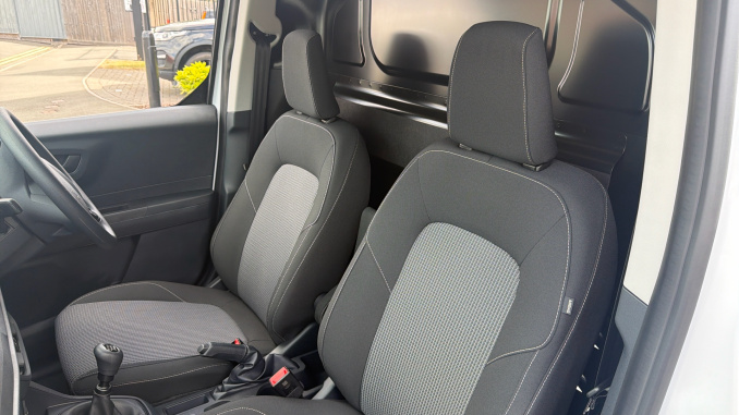 Ford Transit Courier Diesel 1.5 EcoBlue Trend Van - Image 31